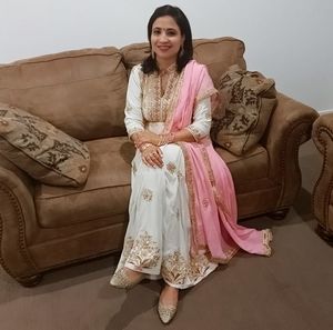 Meet your Posher, Shelly